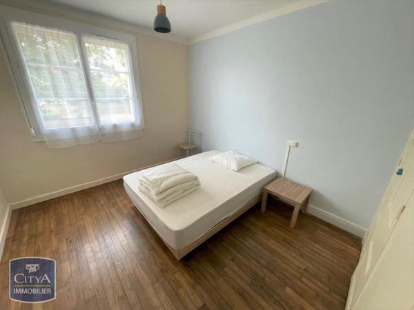 Appartement à louer 3 pièces 61.54m² Dijon (21000)