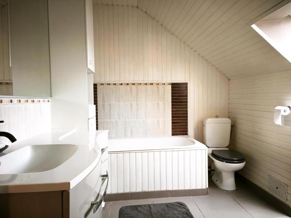 Maison familiale avec 4 chambres et véranda