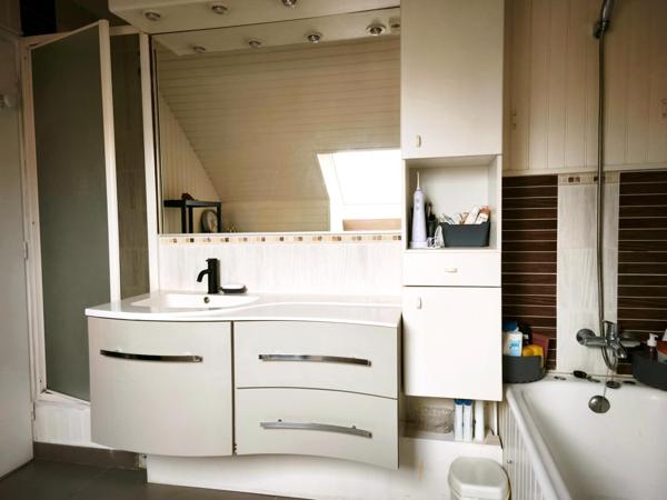 Maison familiale avec 4 chambres et véranda