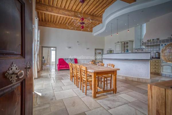 Vente Propriété 20 pièces 487 m2 à Chambéry