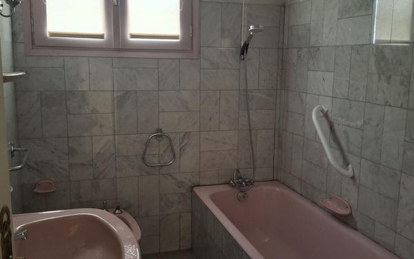 Maison à vendre    5 pièces •  Aussillon