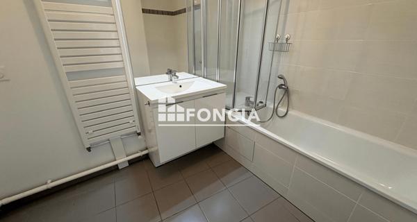 Location Appartement 2 pièces 41.9 m² - Savigny-sur-orge 91600