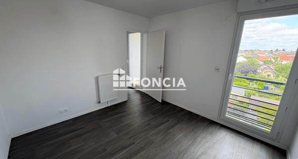Location Appartement 2 pièces 41.9 m² - Savigny-sur-orge 91600