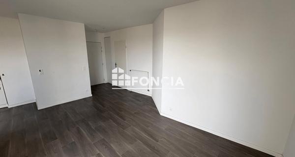Location Appartement 2 pièces 41.9 m² - Savigny-sur-orge 91600