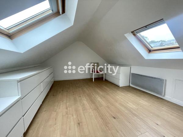 Maison
         5 pièces
        - 159 m² Exclusivité 720 000 € *