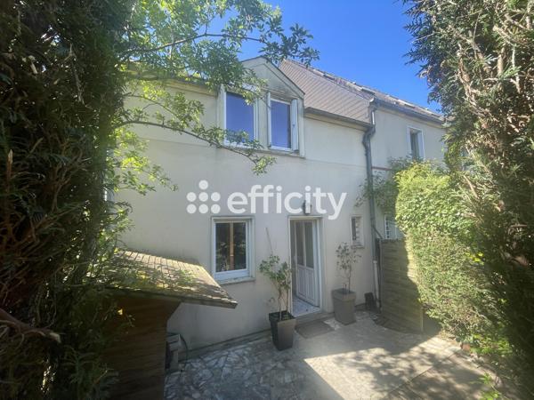 Maison
         5 pièces
        - 159 m² Exclusivité 720 000 € *