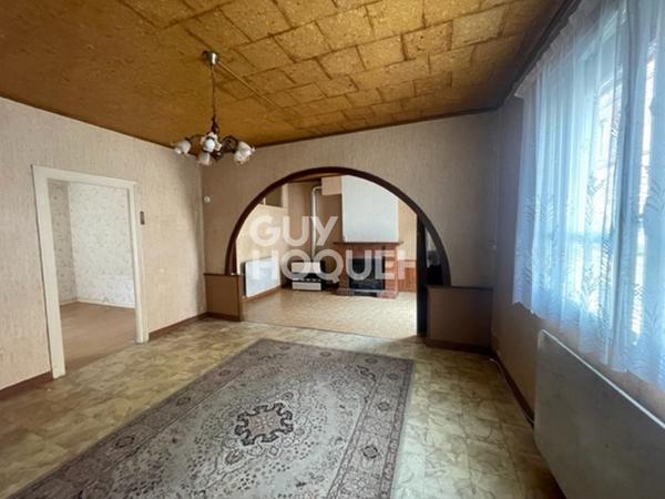 BROYES : maison de 4 pièces avec jardin indépendant