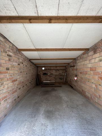 Garage 17 m² avec stationnement Bram (11150)