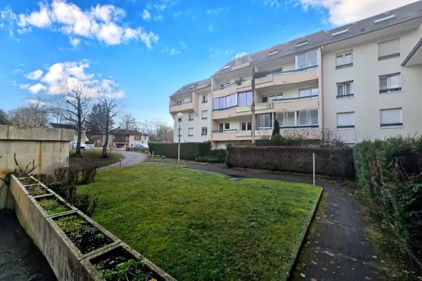 Limoges (87100) Spécail INVESTISSEURS : Studio 36 m2 secteur Ester - Bois de la Bastide