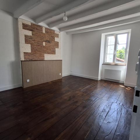 MAISON DE VILLE RENOVEE