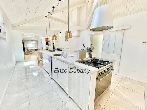 Maison 5 pièces - 200 m² Bien prestige