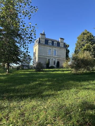 AMATEURS DE LIEUX D’EXCEPTION ? AUX PORTES DE MARMANDE EXCEPTIONNEL CASTEL