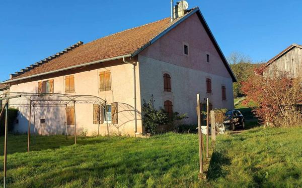 Maison à vendre    5 pièces •  Fraize