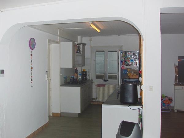 Abbeville belle maison équipée P M R,trois gandes chambres dont une au rdc.