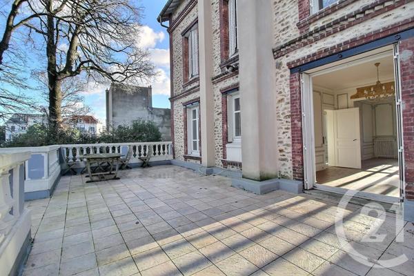 Maison à vendre  12 pièces - 230 m2 VILLEMOMBLE - 93