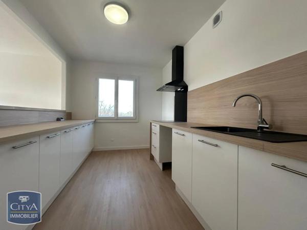Appartement à louer 4 pièces 86.17m²