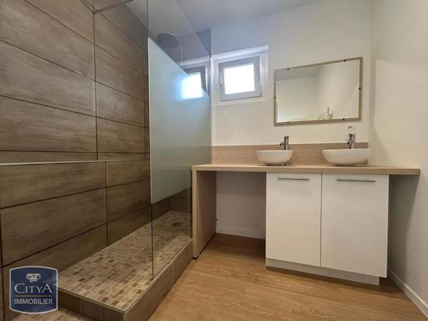 Appartement à louer 4 pièces 86.17m²