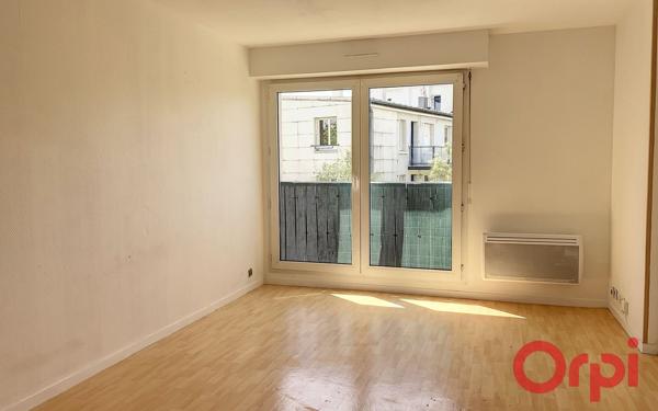 Appartement à louer    1 pièce •    Le Mans