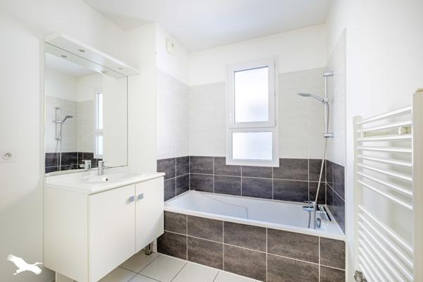 Appartement à vendre 320 000 € Lyon 07 3 p 68 m² DPE D
