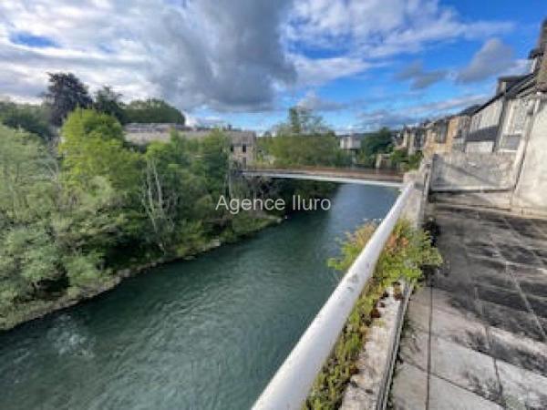 Appartement - Oloron-sainte-marie - Réf.:205408 OLORON CENTRE-VILLE - GRAND APPARTEMENT T3 AVEC TERRASSE ET VUE SUR LE GAVE -
