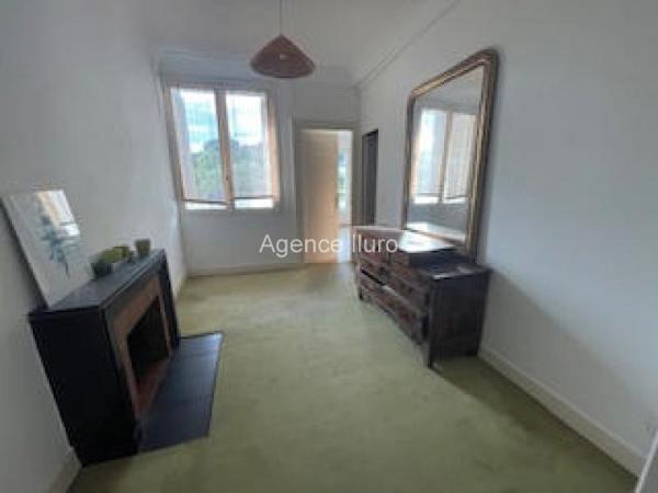 Appartement - Oloron-sainte-marie - Réf.:205408 OLORON CENTRE-VILLE - GRAND APPARTEMENT T3 AVEC TERRASSE ET VUE SUR LE GAVE -