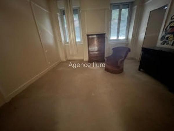 Appartement - Oloron-sainte-marie - Réf.:205408 OLORON CENTRE-VILLE - GRAND APPARTEMENT T3 AVEC TERRASSE ET VUE SUR LE GAVE -