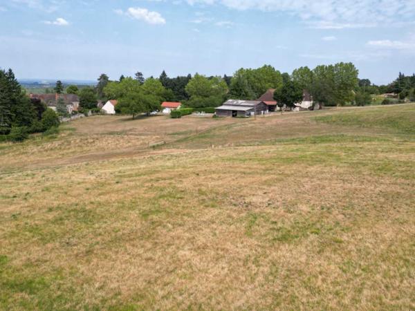 Maison ancienne - Gourdon Secteur Gourdon - Bel ensemble immobilier en pierre sur 4ha2 avec piscine proche commerces