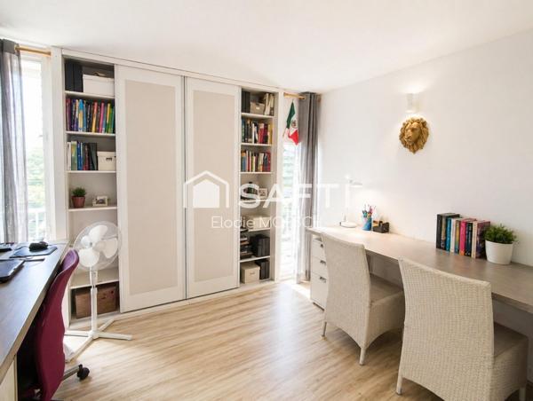 Magnifique T4 avec salon traversant et sa vue mer !
