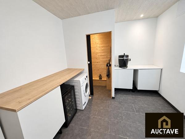 Maison en pierre avec 3 chambres, jardin et dépendances , Pre en pail