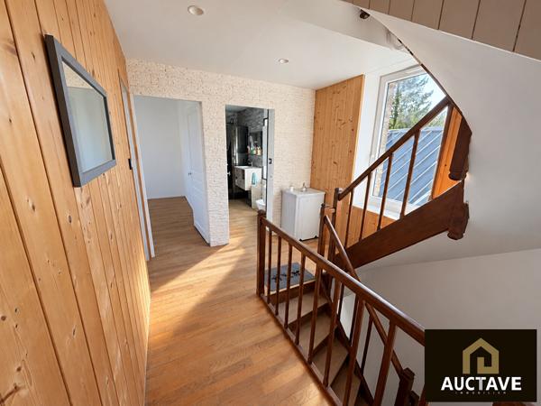 Maison en pierre avec 3 chambres, jardin et dépendances , Pre en pail