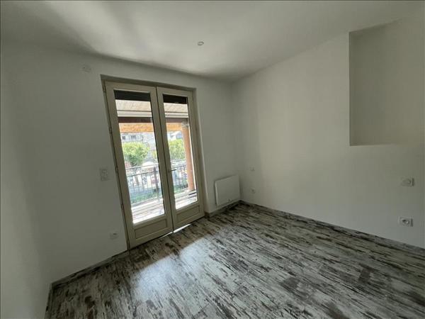 Appartement à louer 758 € CC ARREAU 3 p 67 m² DPE C