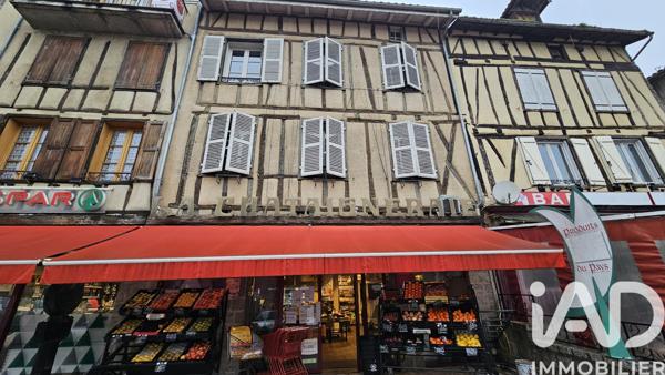 Immeuble à vendre 251 m² Maurs