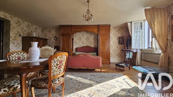 Immeuble à vendre 251 m² Maurs