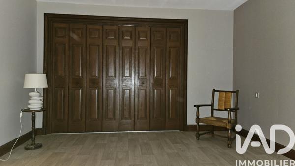 Immeuble à vendre 251 m² Maurs