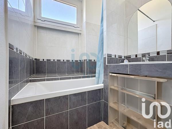 Appartement 3 pièces de 76 m² à Sedan (08200)