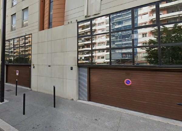 Stationnement à vendre    Nice