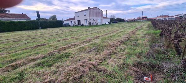 Terrain Constructible Village Gorges 754 M², non viabilisé et libre de constructeur (Lot 2)