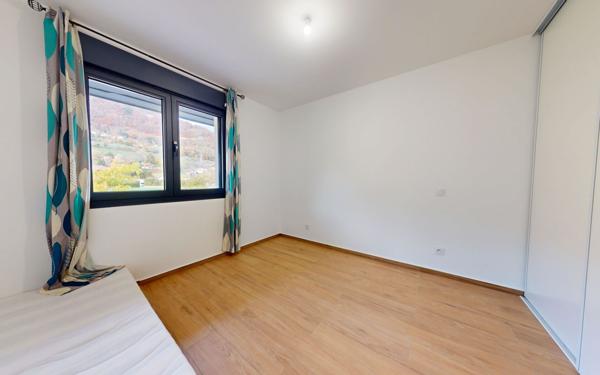 Maison à vendre    5 pièces •  Cluses