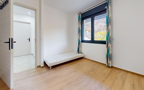 Maison à vendre    5 pièces •  Cluses