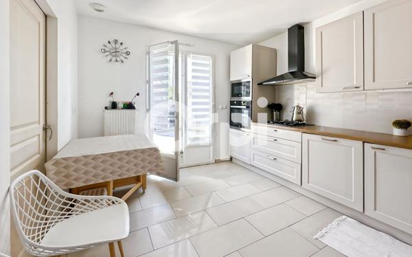 Maison à vendre    7 pièces • 186 m2 Mantes-la-Jolie