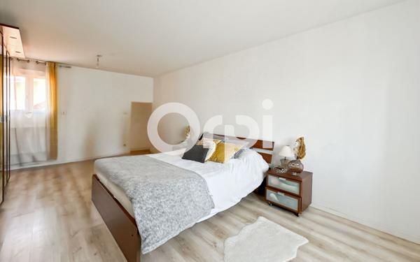 Maison à vendre    7 pièces • 186 m2 Mantes-la-Jolie