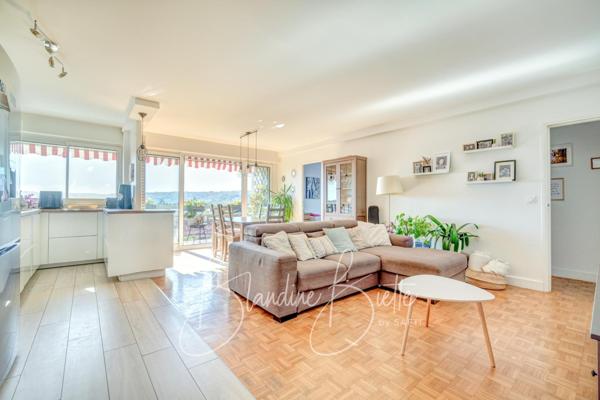 Appartement familial entièrement rénové proche RER