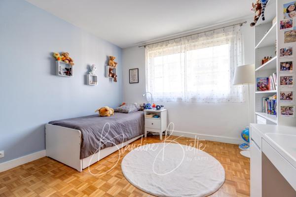 Appartement familial entièrement rénové proche RER