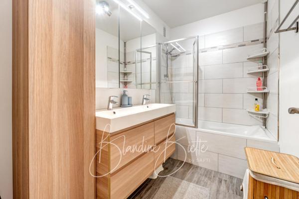 Appartement familial entièrement rénové proche RER