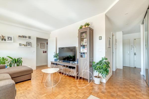 Appartement familial entièrement rénové proche RER