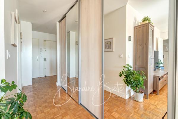 Appartement familial entièrement rénové proche RER