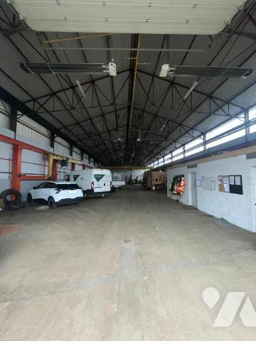 Bâtiment à usage artianal