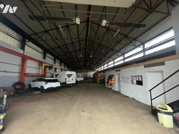 Bâtiment à usage artianal