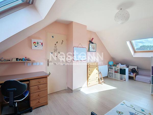 A Vendre : grand pavillon familial 5 chambres sur terrain de 700 m² - Vernouillet (28) - école et collège à pieds en moins de 5 minutes