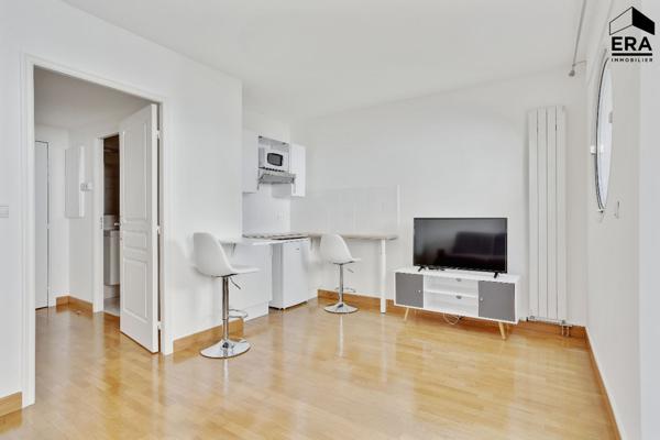 A LOUER - BAIL MEUBLÉ - STUDIO A COURBEVOIE GARE